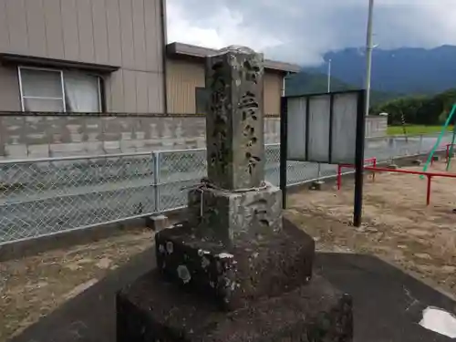 倭大國敷神社の建物その他