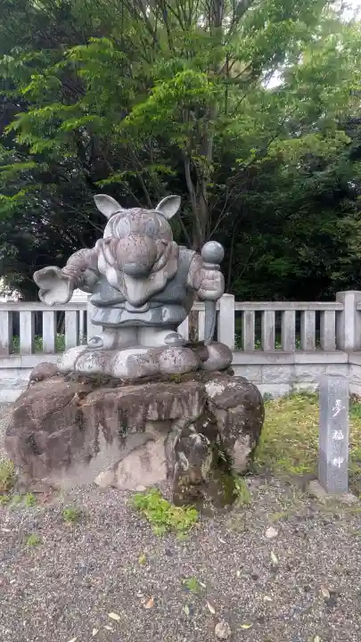 栃木縣護國神社の{uncategorized: "未分類", other: "その他", undefined: "問題あり", building: "その他建物", grave: "お墓", sacred_gate: "鳥居", guardian: "狛犬", statue: "像", buddha: "仏像", history: "歴史", nature: "自然", garden: "庭園", animal: "動物", pagoda: "塔", temizu: "手水舎", mountain_gate: "山門・神門", sanctuary: "本殿・本堂", subordinate: "末社・摂社", art: "芸術", scenery: "景色", jizo: "地蔵", ema: "絵馬", goshuin: "御朱印", omikuji: "おみくじ", items: "授与品その他", amulet: "お守り", goshuincho: "御朱印帳", eats: "食事", festival: "お祭り", votive_dance: "神楽", shichigosan: "七五三参", wedding: "結婚式", experience: "体験その他", initially: "初詣", around: "周辺", anti_infection: "感染症対策"}