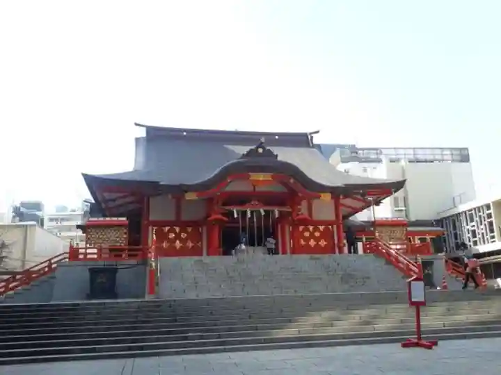 花園神社の本殿・本堂