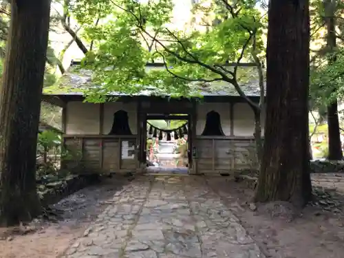 柳津虚空蔵尊 寳性院の山門・神門
