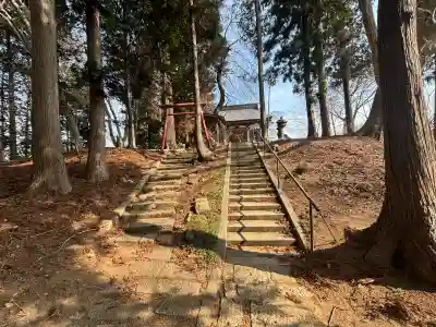 八幡神社の{uncategorized: "未分類", other: "その他", undefined: "問題あり", building: "その他建物", grave: "お墓", sacred_gate: "鳥居", guardian: "狛犬", statue: "像", buddha: "仏像", history: "歴史", nature: "自然", garden: "庭園", animal: "動物", pagoda: "塔", temizu: "手水舎", mountain_gate: "山門・神門", sanctuary: "本殿・本堂", subordinate: "末社・摂社", art: "芸術", scenery: "景色", jizo: "地蔵", ema: "絵馬", goshuin: "御朱印", omikuji: "おみくじ", items: "授与品その他", amulet: "お守り", goshuincho: "御朱印帳", eats: "食事", festival: "お祭り", votive_dance: "神楽", shichigosan: "七五三参", wedding: "結婚式", experience: "体験その他", initially: "初詣", around: "周辺", anti_infection: "感染症対策"}
