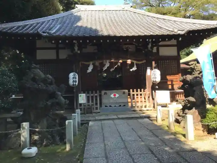 平塚神社の本殿・本堂