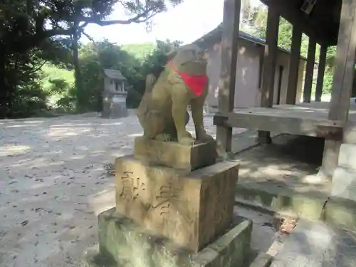 下月隈八幡宮の狛犬