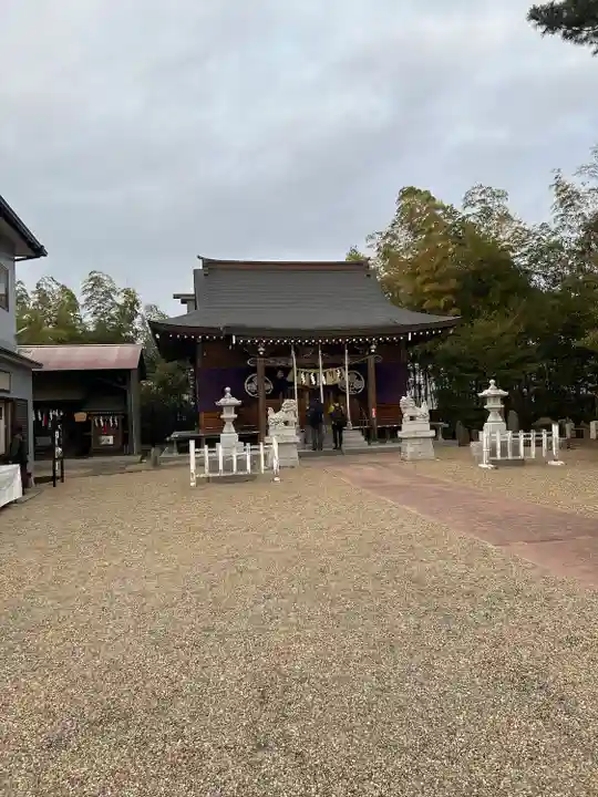 諏訪神社の本殿・本堂