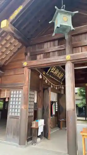 射水神社の本殿