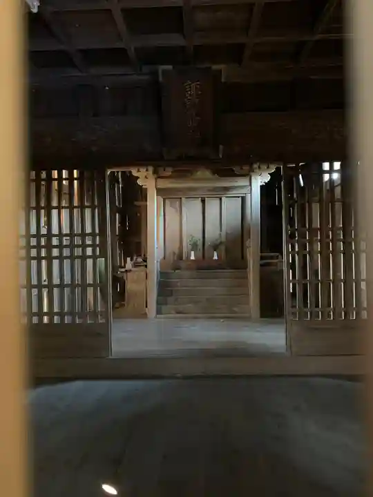 諏訪神社の本殿・本堂