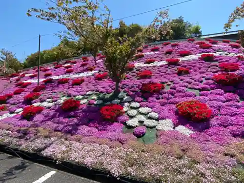 高塚愛宕地蔵尊の庭園