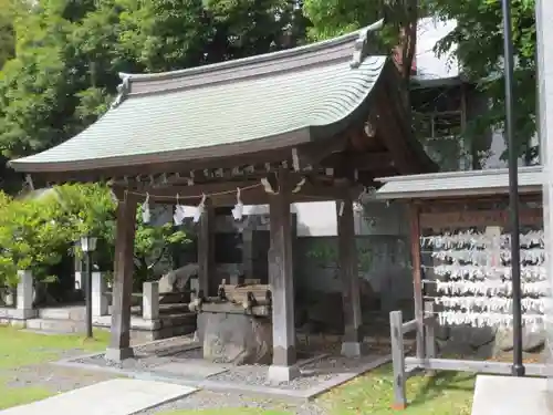 東神奈川熊野神社の手水舎