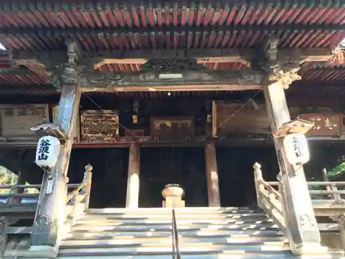 華厳寺の本殿・本堂