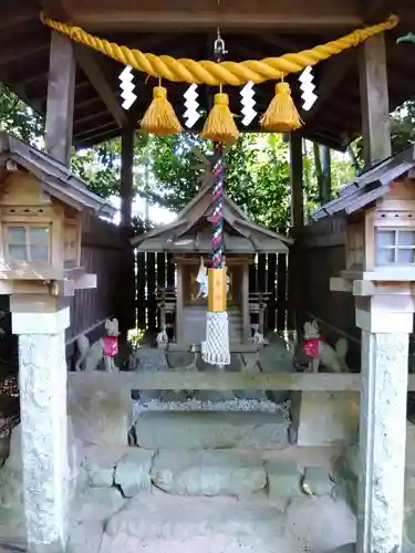 飛鳥坐神社の末社・摂社