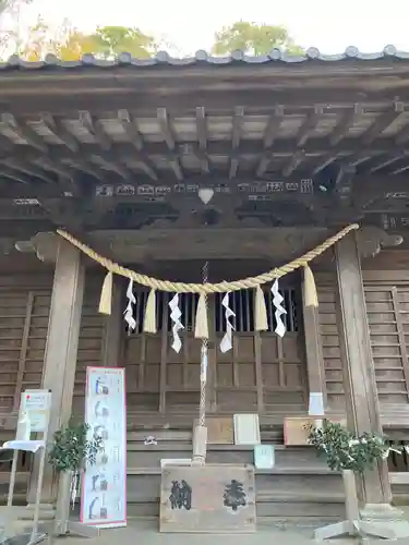 高尾山麓氷川神社の本殿・本堂