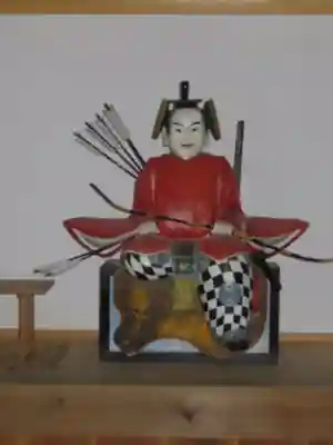 日輪神社の像