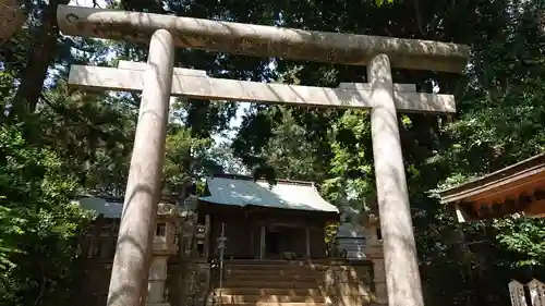 側高神社の鳥居