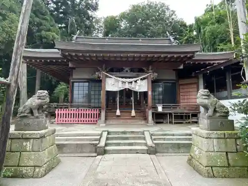 平出雷電神社の本殿・本堂