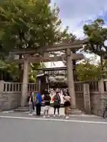 難波八阪神社の鳥居