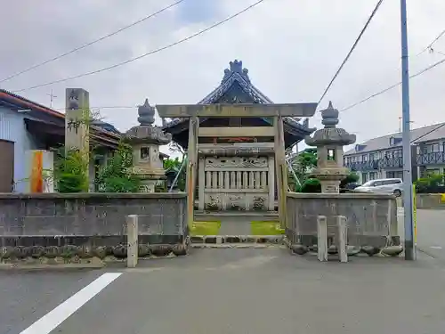 神明社の鳥居