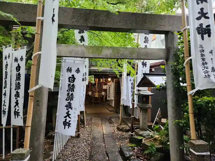 洲嵜神社の末社・摂社