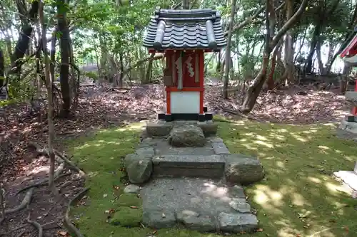 八幡神社の末社