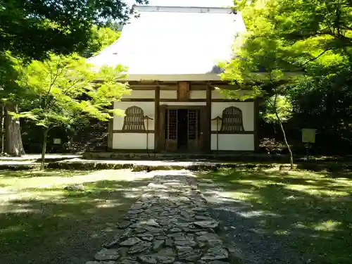 高源寺の本殿・本堂