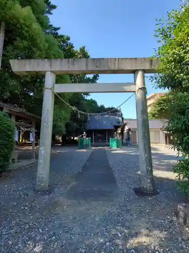 神明社の鳥居