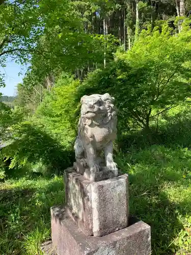 天照神社の狛犬