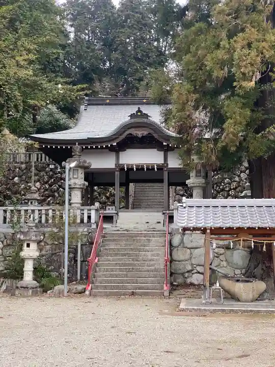 春日神社の本殿・本堂