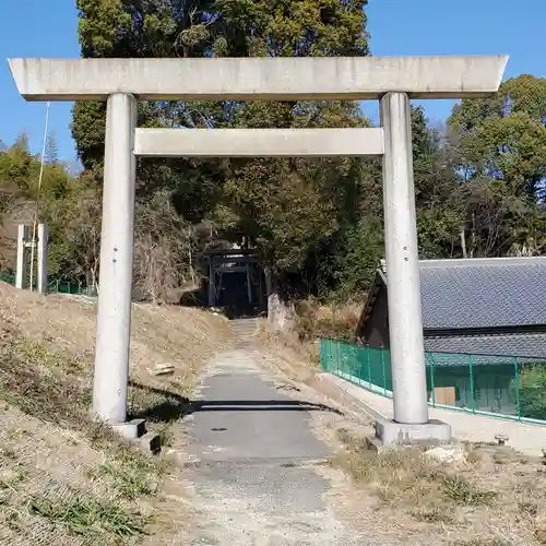 縣社の鳥居