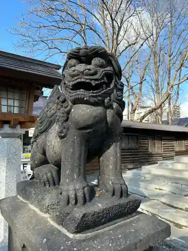 札幌諏訪神社の狛犬