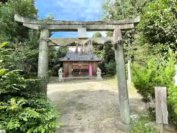 庄村波多神社の鳥居