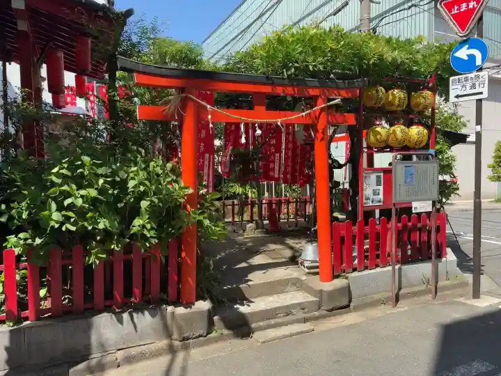 装束稲荷神社(王子稲荷神社境外摂社)(東京都)