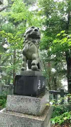 泉神社の狛犬