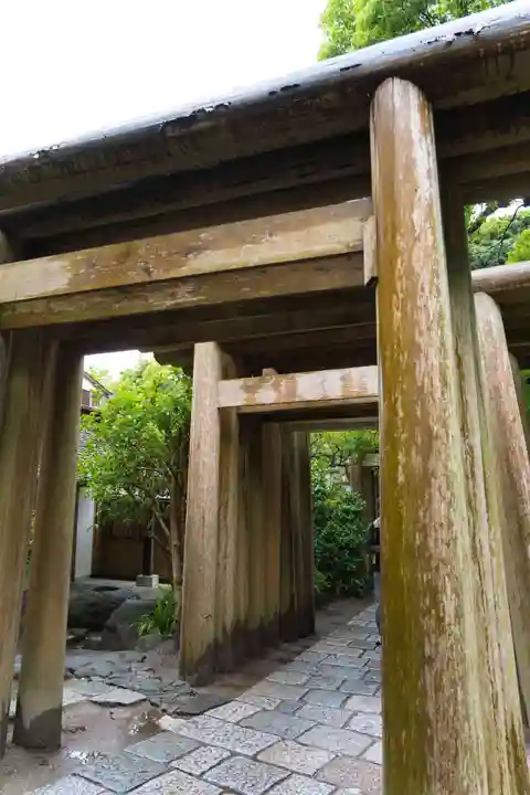銭洗弁財天宇賀福神社(神奈川県)