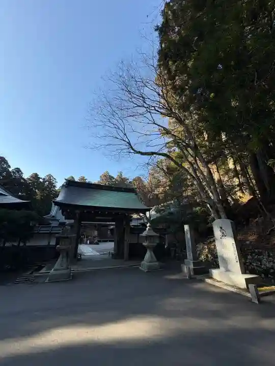 比叡山延暦寺の{uncategorized: "未分類", other: "その他", undefined: "問題あり", building: "その他建物", grave: "お墓", sacred_gate: "鳥居", guardian: "狛犬", statue: "像", buddha: "仏像", history: "歴史", nature: "自然", garden: "庭園", animal: "動物", pagoda: "塔", temizu: "手水舎", mountain_gate: "山門・神門", sanctuary: "本殿・本堂", subordinate: "末社・摂社", art: "芸術", scenery: "景色", jizo: "地蔵", ema: "絵馬", goshuin: "御朱印", omikuji: "おみくじ", items: "授与品その他", amulet: "お守り", goshuincho: "御朱印帳", eats: "食事", festival: "お祭り", votive_dance: "神楽", shichigosan: "七五三参", wedding: "結婚式", experience: "体験その他", initially: "初詣", around: "周辺", anti_infection: "感染症対策"}