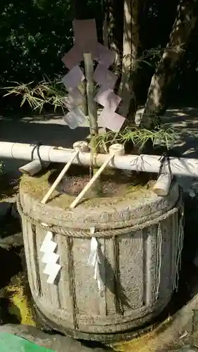 出水神社の手水