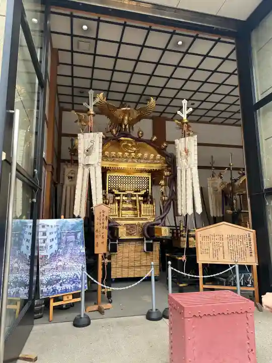 富岡八幡宮の{uncategorized: "未分類", other: "その他", undefined: "問題あり", building: "その他建物", grave: "お墓", sacred_gate: "鳥居", guardian: "狛犬", statue: "像", buddha: "仏像", history: "歴史", nature: "自然", garden: "庭園", animal: "動物", pagoda: "塔", temizu: "手水舎", mountain_gate: "山門・神門", sanctuary: "本殿・本堂", subordinate: "末社・摂社", art: "芸術", scenery: "景色", jizo: "地蔵", ema: "絵馬", goshuin: "御朱印", omikuji: "おみくじ", items: "授与品その他", amulet: "お守り", goshuincho: "御朱印帳", eats: "食事", festival: "お祭り", votive_dance: "神楽", shichigosan: "七五三参", wedding: "結婚式", experience: "体験その他", initially: "初詣", around: "周辺", anti_infection: "感染症対策"}