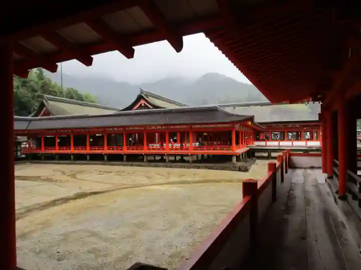 厳島神社(広島県)