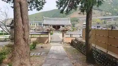 永精寺の山門