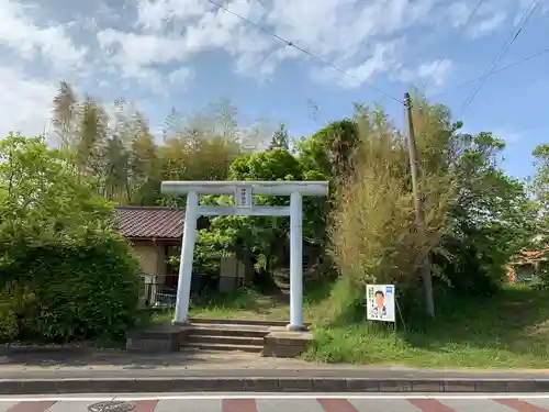 神明神社の鳥居