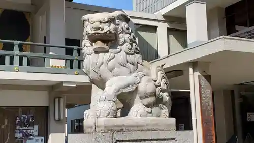 難波神社の狛犬