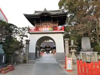 荒井神社の山門・神門