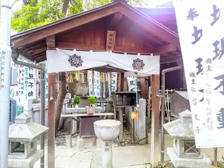 神明社の末社・摂社