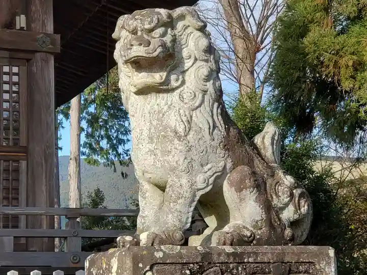 富永神社の狛犬
