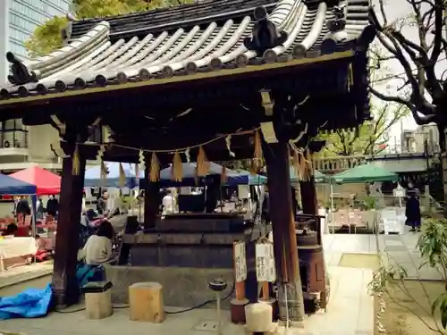 難波神社の手水