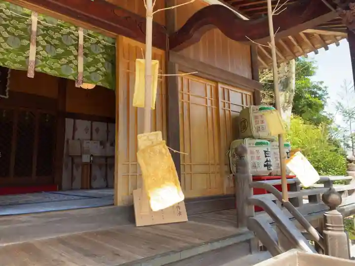 白笹稲荷神社の本殿・本堂