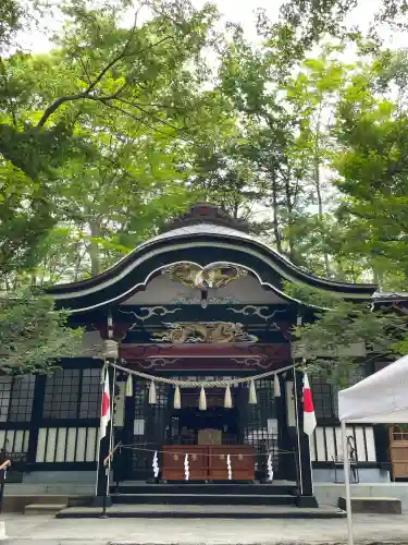 新屋山神社(山梨県)