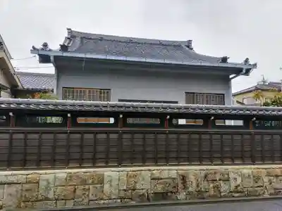 児玉寺の本殿・本堂