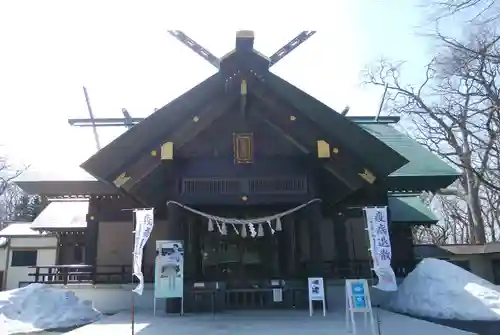 千歳神社の本殿