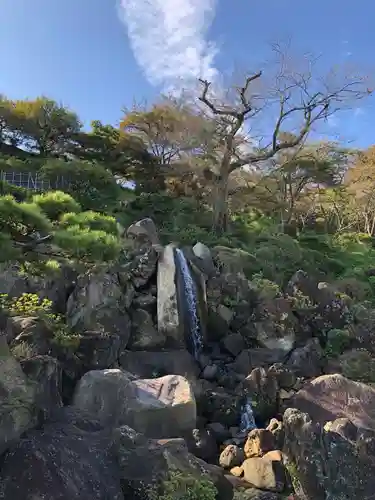 金蛇水神社の庭園