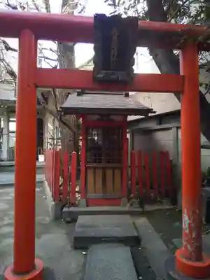 銀杏岡八幡神社の末社・摂社