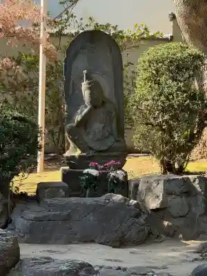 長仙寺の{uncategorized: "未分類", other: "その他", undefined: "問題あり", building: "その他建物", grave: "お墓", sacred_gate: "鳥居", guardian: "狛犬", statue: "像", buddha: "仏像", history: "歴史", nature: "自然", garden: "庭園", animal: "動物", pagoda: "塔", temizu: "手水舎", mountain_gate: "山門・神門", sanctuary: "本殿・本堂", subordinate: "末社・摂社", art: "芸術", scenery: "景色", jizo: "地蔵", ema: "絵馬", goshuin: "御朱印", omikuji: "おみくじ", items: "授与品その他", amulet: "お守り", goshuincho: "御朱印帳", eats: "食事", festival: "お祭り", votive_dance: "神楽", shichigosan: "七五三参", wedding: "結婚式", experience: "体験その他", initially: "初詣", around: "周辺", anti_infection: "感染症対策"}